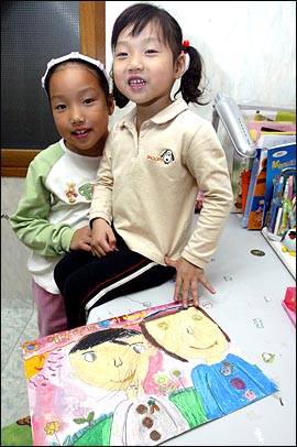 이번 '파병반대, 하자하자 평화단식'에서 아침 한끼를 굶을 예정인 상아·소정양. 